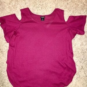 Maroon Off-the-shoulder t-shirt